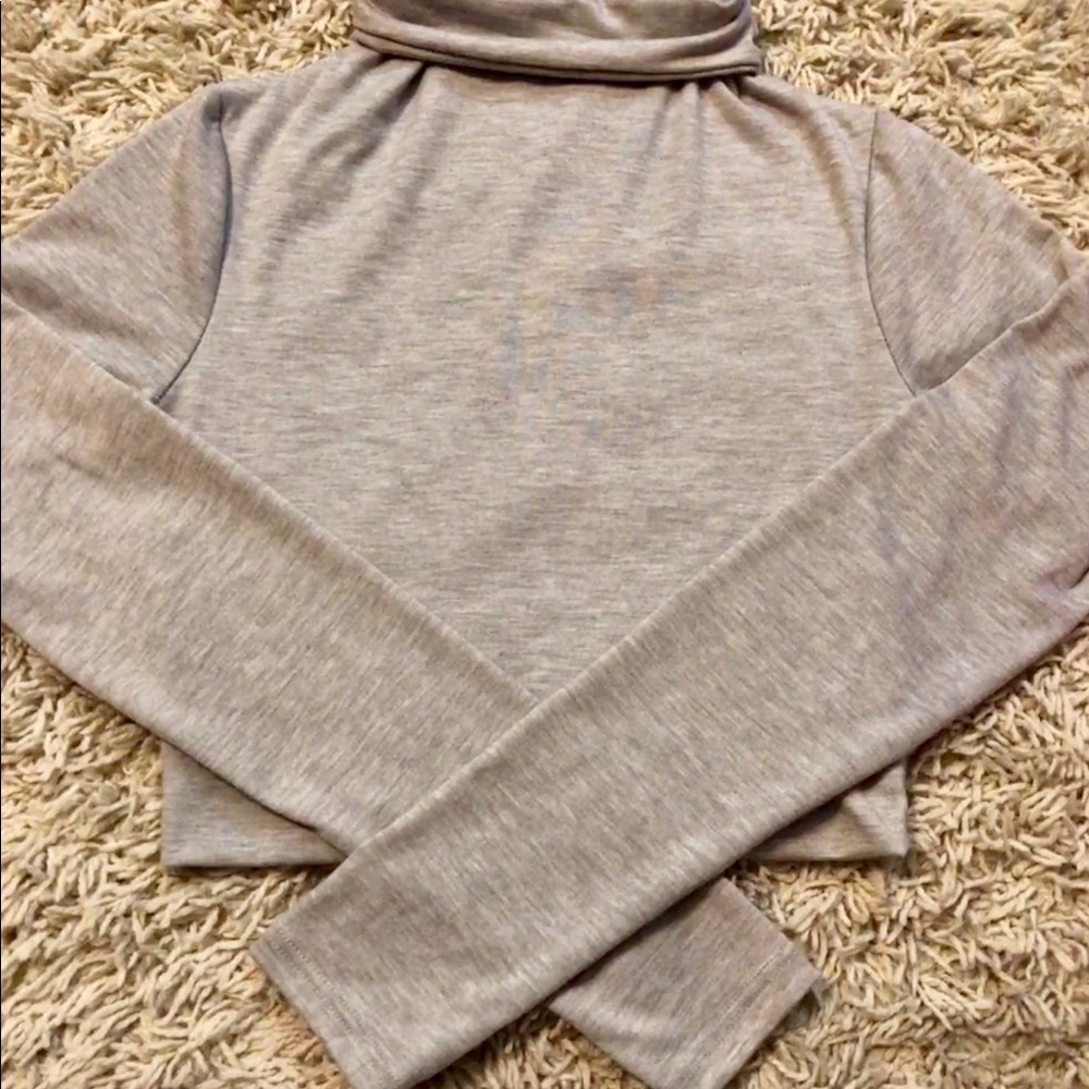 Gray turtle neck crop top. FREE w/ bundle